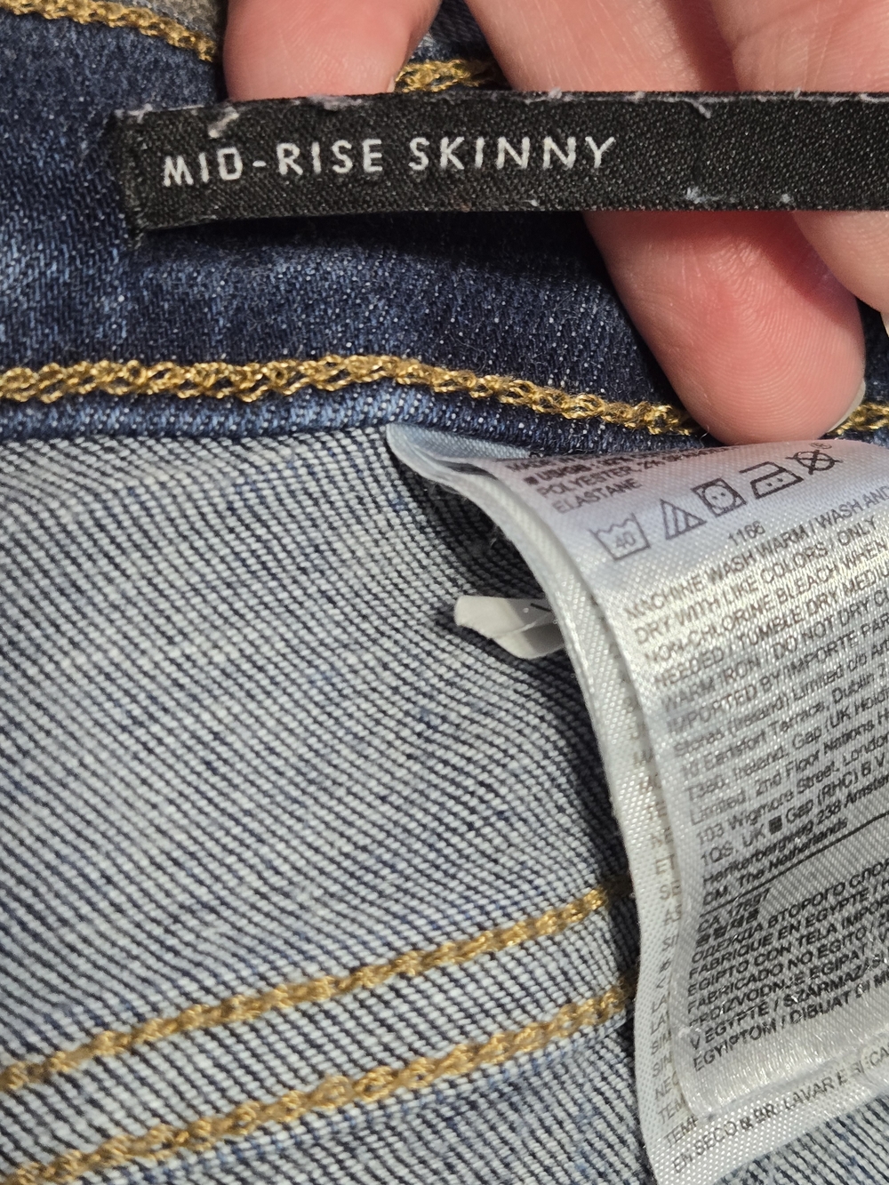 Banana Republic Mid Rise Skinny Jeans Dark Wash Stretch Size 29 - Picture 4 of 7
